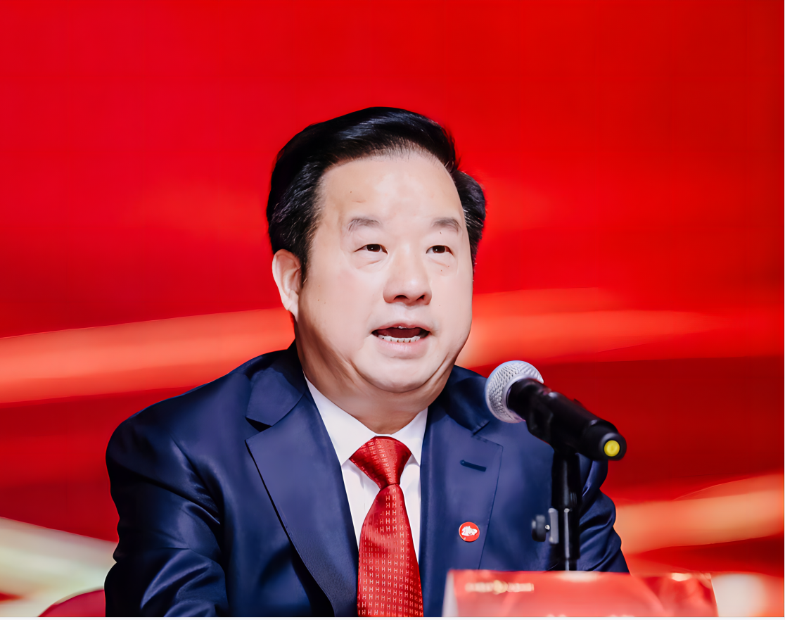 全國(guó)政協(xié)委員、新華聯(lián)集團(tuán)董事局主席傅軍：加大救助受疫情影響嚴(yán)重的行業(yè)與企業(yè) 